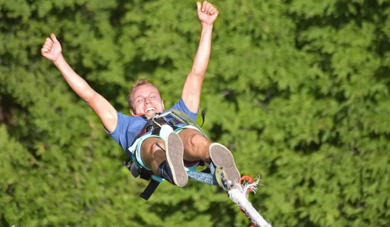 nhay bungee la gi