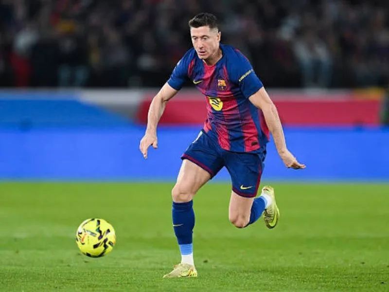 robert lewandowski tieu su su nghiep cua co may san ban ba lan