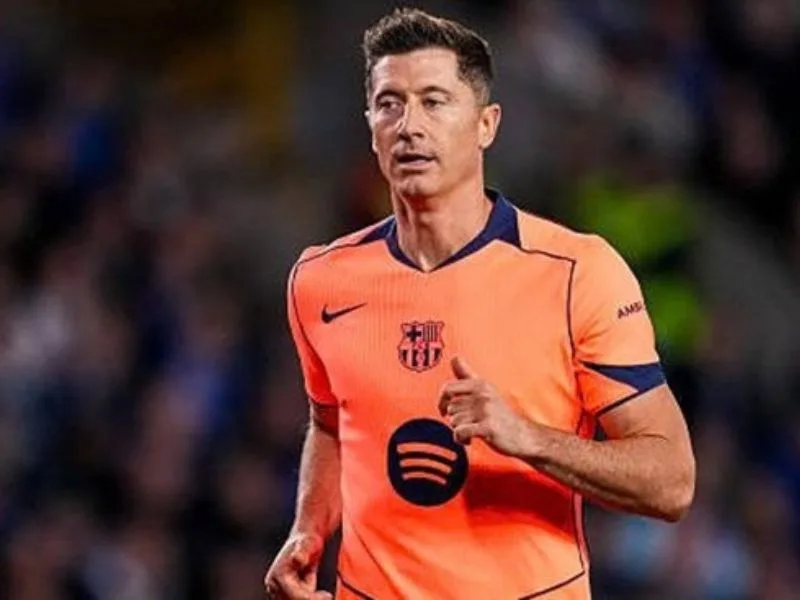 robert lewandowski tieu su su nghiep cua co may san ban ba lan