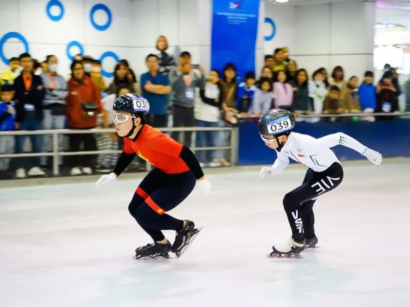 truot bang toc do giai ma suc hap dan cua speed skating
